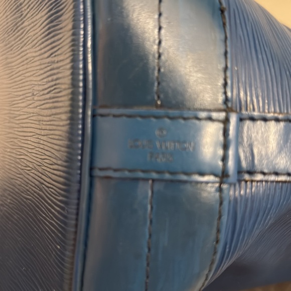 Preloved Louis Vuitton epi Noe GM bucket bag - Picture 4 of 16